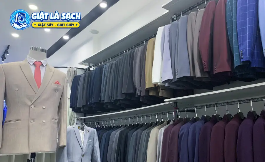 Dịch vụ giặt hấp áo Vest Biên Hòa
